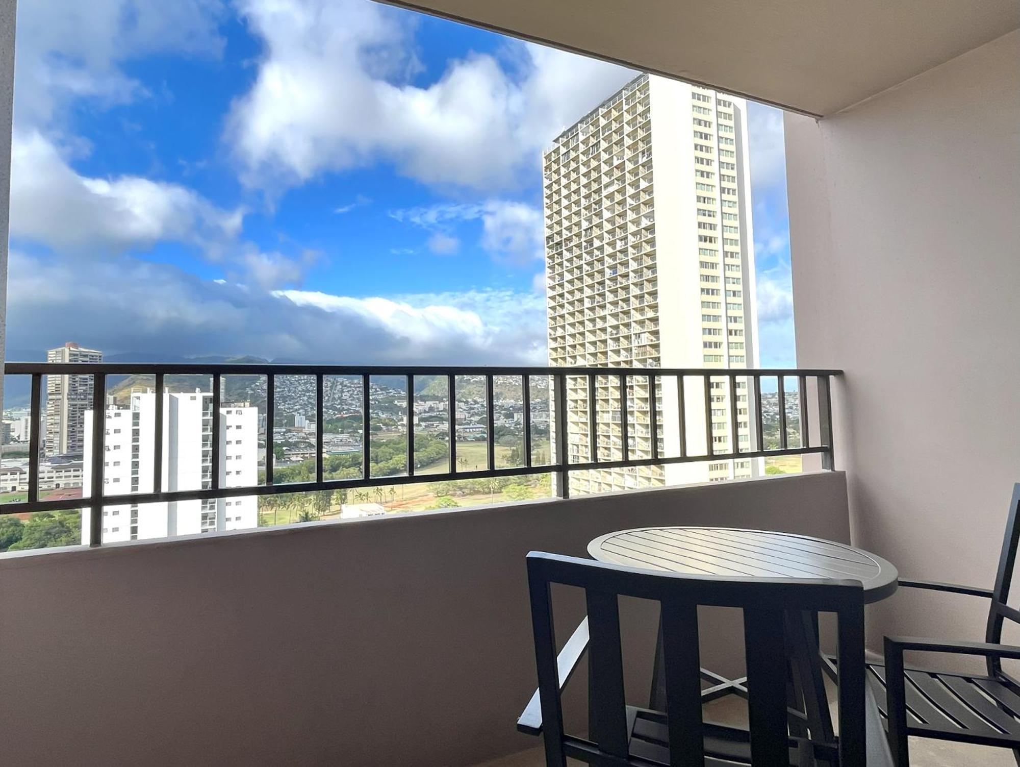 Royal Kuhio 1703 - Spacious Studio With Stunning Mountain Views In The Heart Of Waikiki! Villa Honolulu Exterior photo